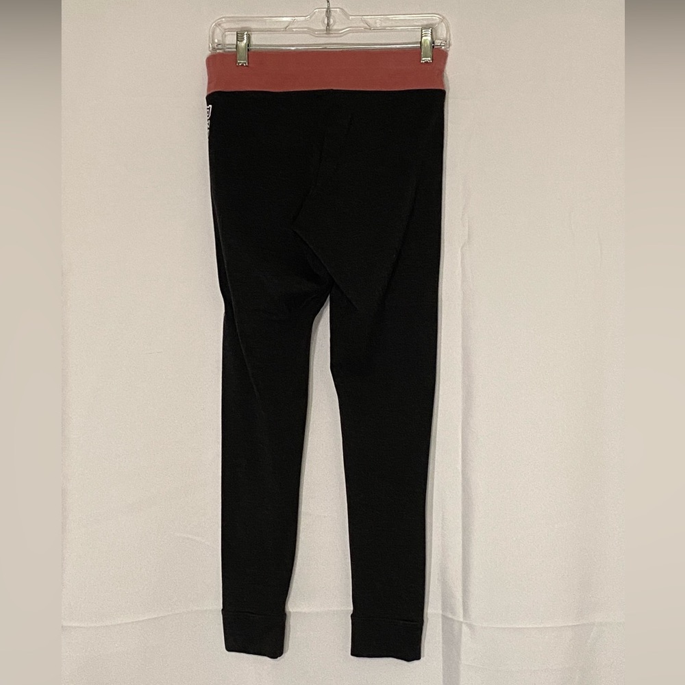 Victoria Secret Pink yoga pants. Size M - Picture 2 of 3